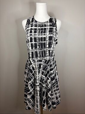 Maeve black and white geometric pattern lace-up back skater dress